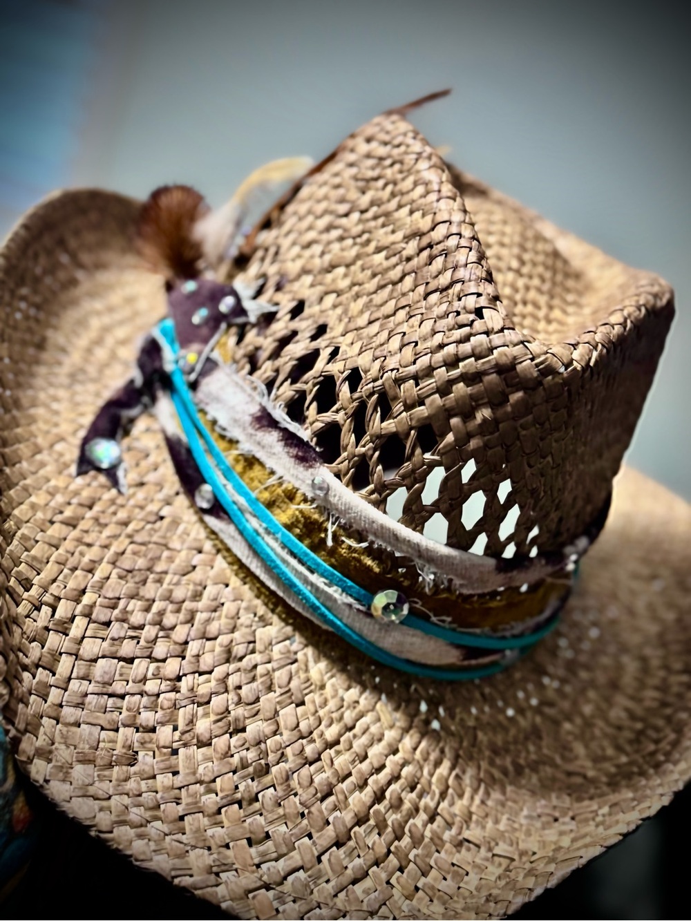 Embellished Straw Cowboy Hat with Feather Accents - Picture 2 of 4